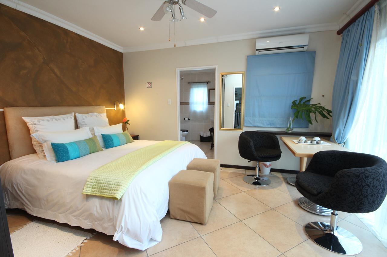 Lumley'S Place Guesthouse Pniel Bagian luar foto